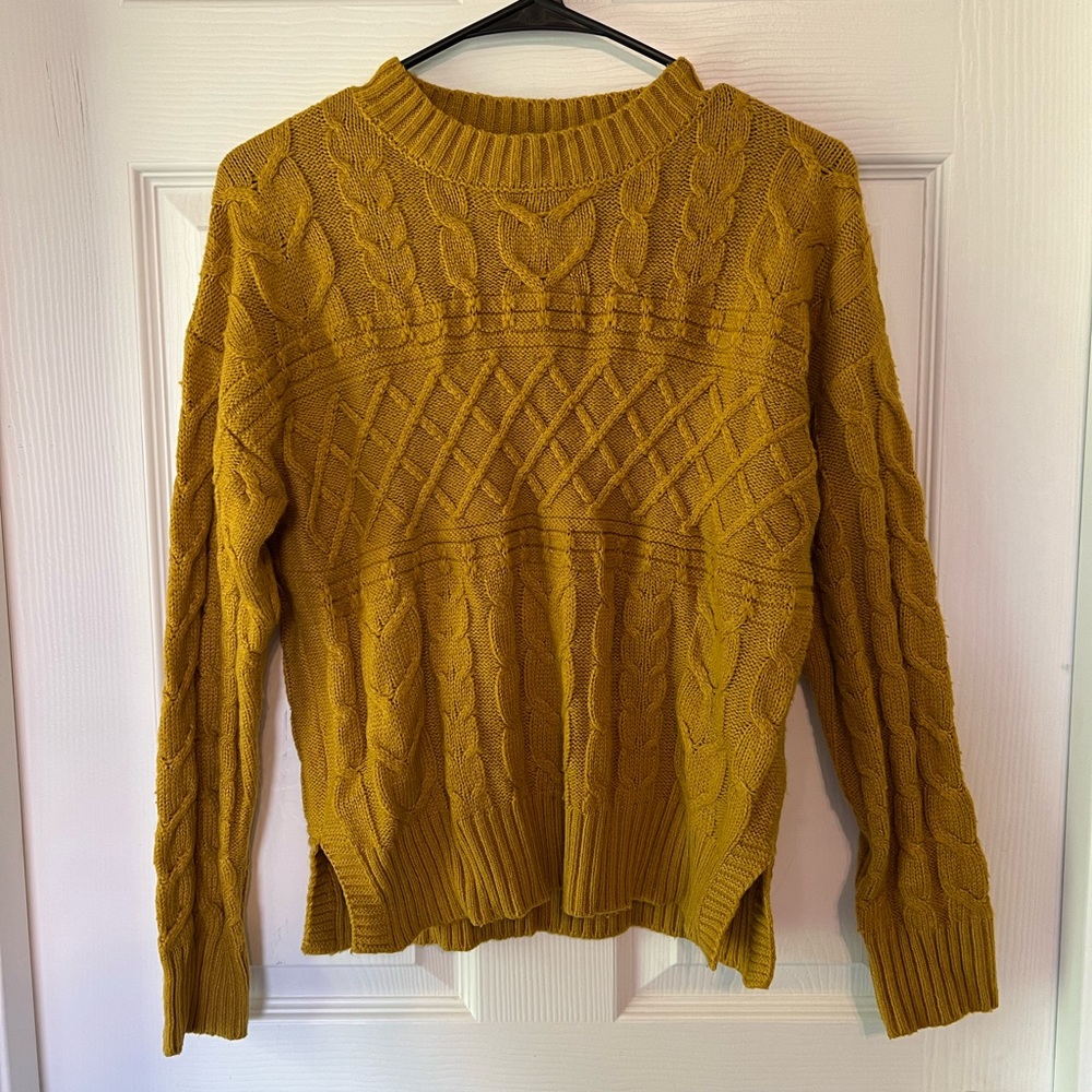 Sweater bundle - Picture 2 of 9